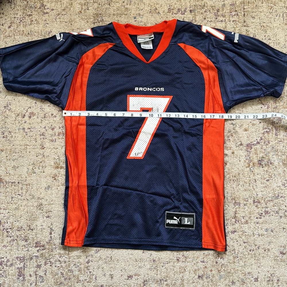 Denver Broncos Elway jersey - Picture 9 of 10